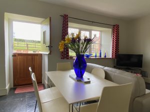 Dining area Bluebell Cottage